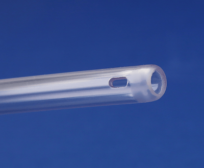 otvory v sací hadičce